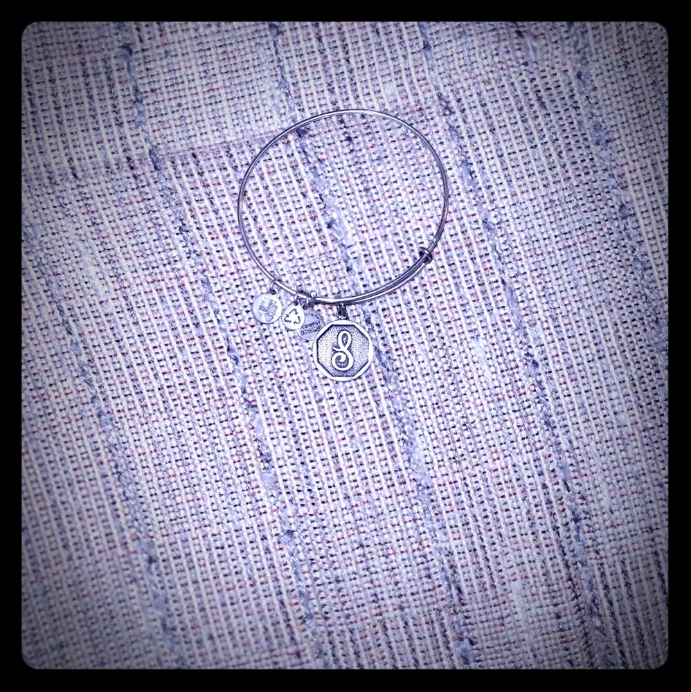 Alex and ani bracelet, letter S